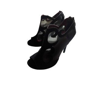 Stuart Weitzman Black Nocturn Pump Size 9